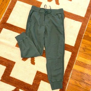GAP Joggers